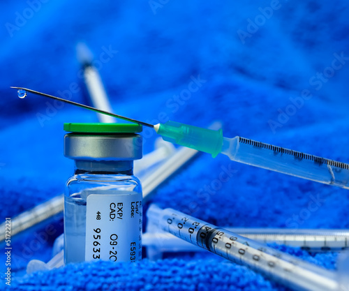 Photo: aiguille,seringue et flacon,médecine,patient aiguille,seringue et flacon,médecine,patient