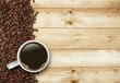 Kaffeetasse auf Holz