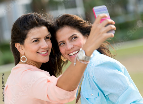 Photo: Friends taking a self portrait Friends taking a self portrait