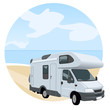 Autocaravana cerca de la playa