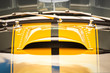 Foto: retro muscle car hood closeup retro muscle car hood closeup