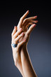 Foto: Engagement ring on the hand Engagement ring on the hand