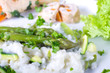 Spargelrisotto mit grünen Spargelspitzen