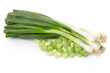 Foto: Fresh onions on white, clipping path included Fresh onions on white, clipping path included