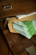 Viel Geld in der Tasche
