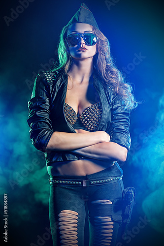 Photo: soldier female soldier female