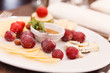 Foto: cheese and fruits for appetizer cheese and fruits for appetizer