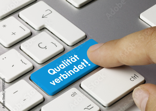 Photo: Qualität verbindet! tastatur finger Qualität verbindet! tastatur finger