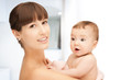 Foto: happy mother with adorable baby happy mother with adorable baby
