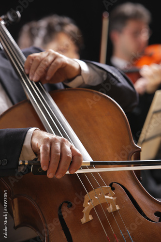 Photo: Classical music, cellist and violinists Classical music, cellist and violinists