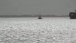Feeder überholt Schlepper