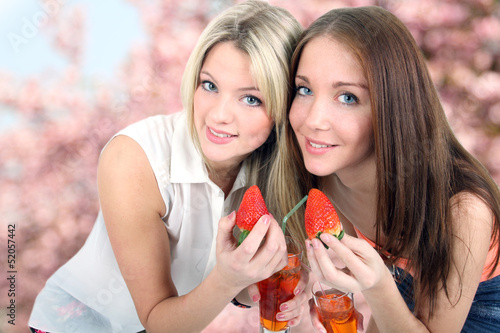 Photo: Erdbeeren und Cocktail Erdbeeren und Cocktail