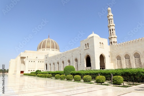 Photo: Sultan Qaboos Grand Mosque, Muscat (Oman) Sultan Qaboos Grand Mosque, Muscat (Oman)