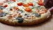 Vídeo: Cutting mozzarella pizza Cutting mozzarella pizza