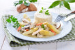 Foto: Hühnerfrikassee mit frischem Spargel Hühnerfrikassee mit frischem Spargel