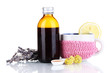 Foto: Cough syrup isolated on white Cough syrup isolated on white