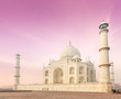 Foto: Taj Mahal on sunrise sunset, Agra, India Taj Mahal on sunrise sunset, Agra, India