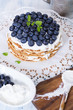 Schwedische Pfannkuchentorte mit Blaubeeren