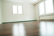 Zimmer mit verlegtem Parkettboden