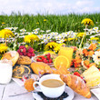 Leckeres Frühstück im Freien genießen :)