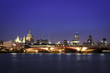 Foto: london night cityscape skyline uk london night cityscape skyline uk