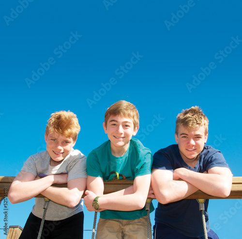 Photo: Drei Teenager Drei Teenager