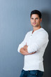 Photo: portrait mit verschränkten armen portrait mit verschränkten armen