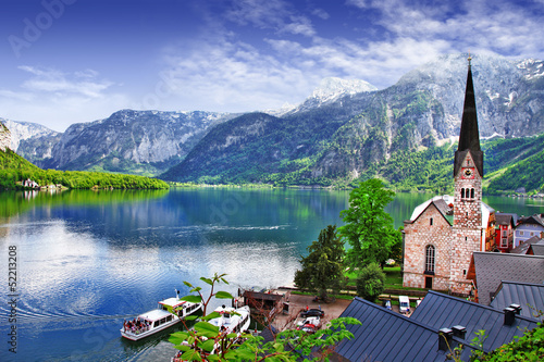 Photo: Hallstatt - beauty of Alps. Austria Hallstatt - beauty of Alps. Austria