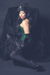 JEUNE FEMME BURLESQUE FAUTEUIL