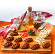 Vegetarian lean of oatmeal cookies, honey, olive oil and candied