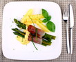 Green asparagus with ham, potato and sauce
