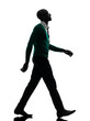 Foto: african black man walking looking up smiling silhouette silhouet african black man walking looking up smiling silhouette silhouet