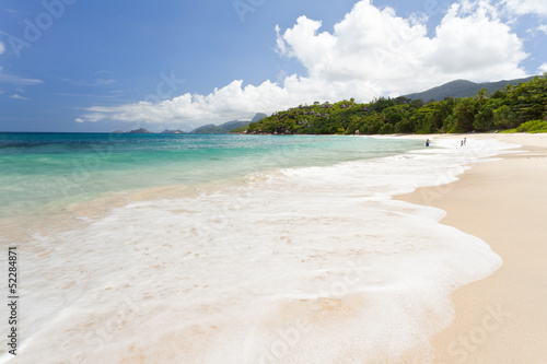 Photo: plage d'Anse Louis à Mahé, Seychelles plage d'Anse Louis à Mahé, Seychelles