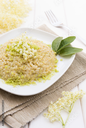 Photo: Risotto with elderflowers Risotto with elderflowers