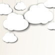 heller Hintergrund mit weißen Wolken