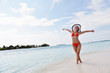 Foto: beautiful gril on beach have fun beautiful gril on beach have fun