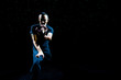 Foto: Asian man practicing Kung Fu Asian man practicing Kung Fu
