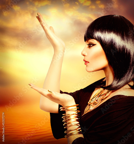 Photo: Egyptian Style Woman Egyptian Style Woman