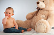 Foto: mädchen mit teddy mädchen mit teddy
