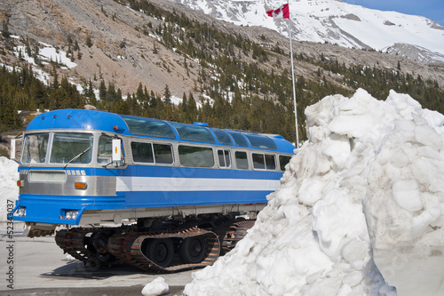 Photo: Columbia icefield, Snowmobil, Gletscherbus Columbia icefield, Snowmobil, Gletscherbus