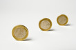 tres monedas de euro