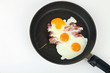 Photo: Pfanne mit Spiegelei und Speck Pfanne mit Spiegelei und Speck