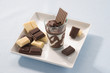 Semifreddo con cioccolato fondente e cioccolato bianco