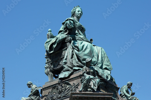 Photo: Maria Theresia Denkmal Maria Theresia Denkmal