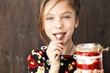 Foto: Child eating dessert Child eating dessert