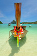Foto: Thai traditional boats in the bay. Thailand, Phi Phi Island Thai traditional boats in the bay. Thailand, Phi Phi Island
