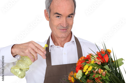 Photo: Florist with vaporizer Florist with vaporizer