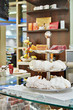 support with meringue cakes