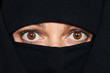 canvas print picture - Verschleierte Frau