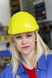 Mechanikerin in Werkstatt